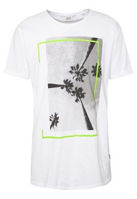 Hvid T-shirt med et grafisk print af sorte palmer, indrammet af en neongrøn kvadrat. Korte ærmer og rund halsudskæring.