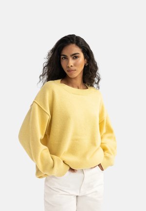 MKTP, - Sweter
