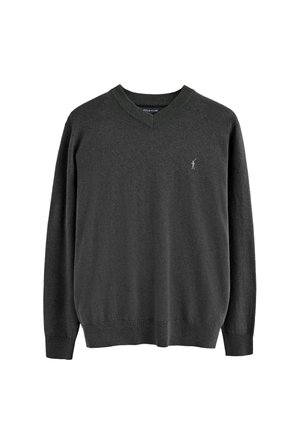 Donkergrijze v-hals trui gemaakt van zachte gebreide stof. Voorzien van lange mouwen en een klein logo-accent op de linkerborst. Klassieke pasvorm.