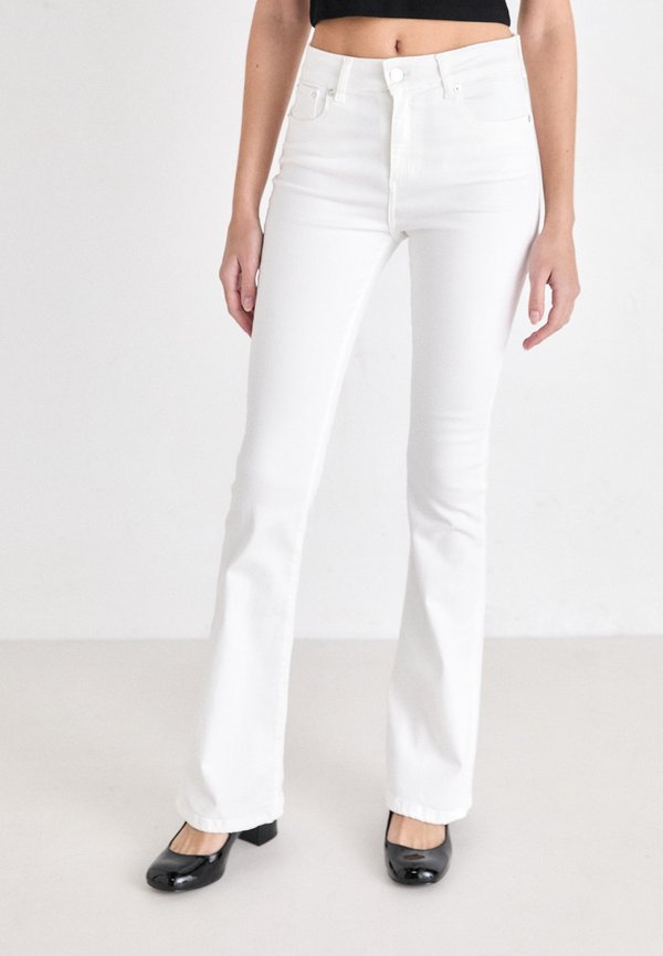 RAVAL  - Bootcut jeans - megalia blanco