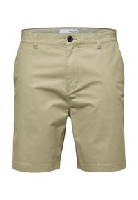 Beiga bomullsshorts med flat front, enkel knappstängning, bälteöglor och sidofickor. Slät yta med rak skärning.