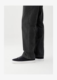 Nepasirinkta, indigo