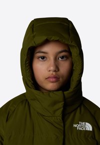 The North Face NORTH - Chaqueta de plumas - forest olive