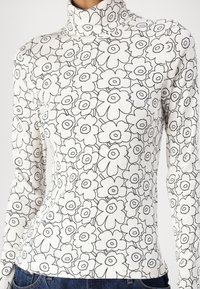 Marimekko EMALI PIIRTO UNIKKO  TURTLE NECK - Langarmshirt - white