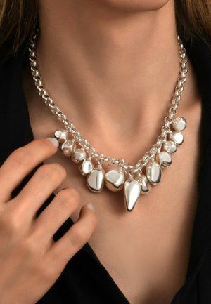 Satellite Paris, Collier - metal