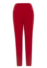Pantalones rojos con una textura suave, ajustados y con una cinturilla plana. Presentan un único bolsillo trasero y un diseño limpio y a medida.