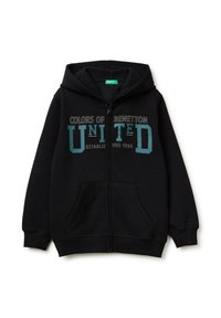 Sudadera negra con cremallera y bolsillo frontal. Presenta un gráfico en color teal con el texto "COLORS OF BENETTON UNITED ESTABLISHED 1965" en el pecho.