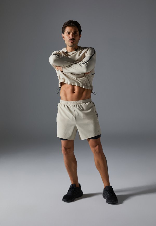 Sports shorts - beige2