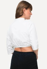 Ulla Popken Paitapusero - white