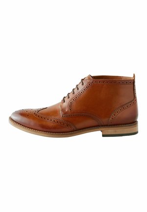 BROGUE REGULAR FIT - Eleganta snörskor - tan brown