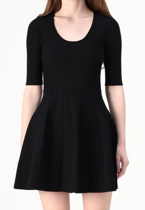 Robe pull - black
