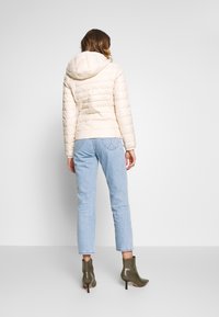 ONLY ONLTAHOE HOOD JACKET - Casaco leve - frosted almond