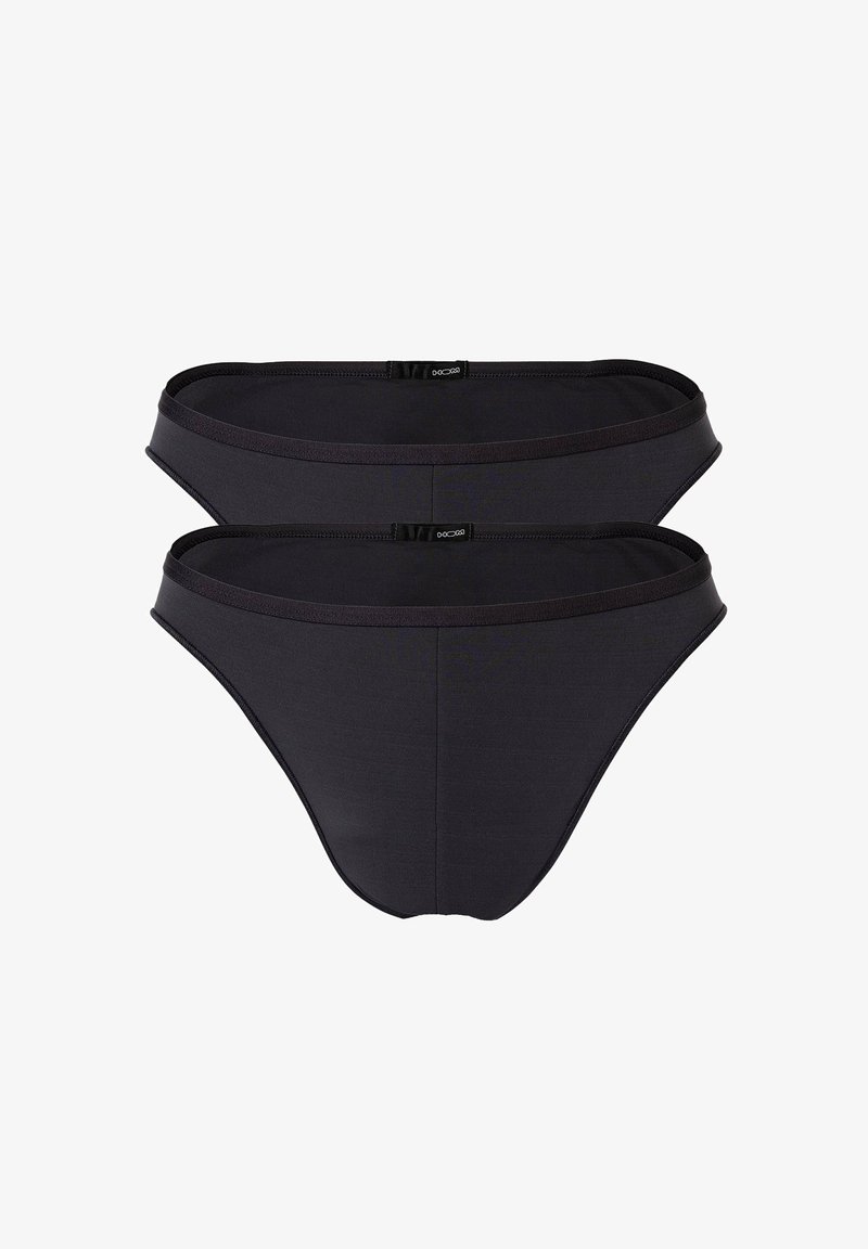 Due slip bikini in cotone elasticizzato nero impilati con sottili etichette del marchio sulla fascia frontale.
