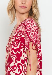 LolaLiza WITH FLOWERS - Maxi dress - red lipstick