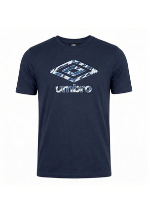 T-shirt bleu marine à manches courtes avec logo Umbro camouflage bleu et blanc centré sur la poitrine.