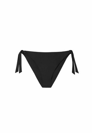 Černé bikini kalhotky s hladkým povrchem, vyznačující se bočními tkanicemi a designem s mírným pokrytím. Jednoduchá solidní barva bez vzorů.