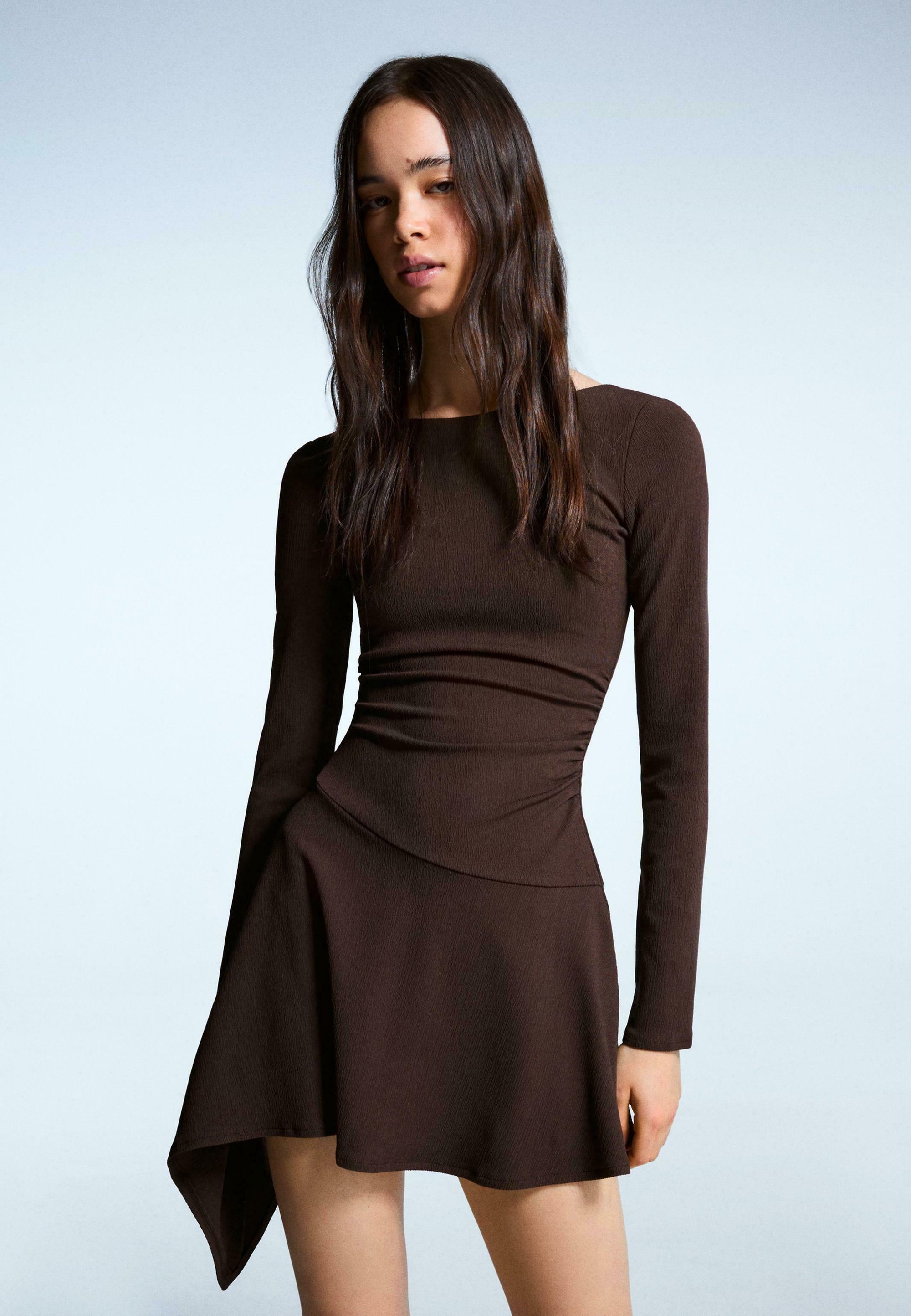 bershka asymmetric dress FLOUNCE - Day holiday glam Gucci Silk Duchesse Mid-length L Material Color:Pine Green