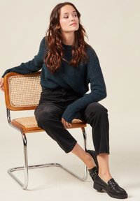 BONOBO Jeans MIT LANGEN ÄRMELN CROPPED - Maglione - bleu canard