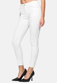 Elara - Jeansy Skinny Fit