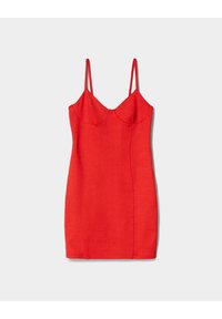 Vestito mini rosso senza maniche con spalline sottili, corpetto aderente e dettagli delle cuciture sottili su uno sfondo grigio chiaro.