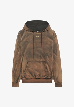 Felpa con cappuccio marrone e nera tie-dye con tasca frontale, coulisse nere, polsini e orlo a coste, e un piccolo logo rettangolare sul petto.