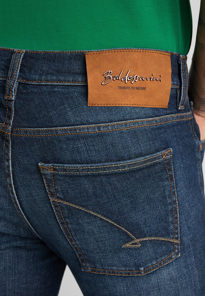 Herren Skinny Fit | Baldessarini Jeans Slim Fit dark blue used buffies/dark-blue denim - IW60582 Herren Skinny Fit | Baldessarini Jeans Slim Fit dark blue used buffies/dark-blue denim - IW60582