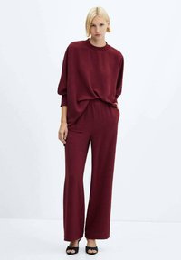 Mango Pantaloni - bordeaux