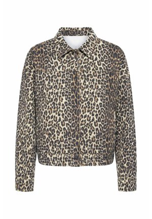 Leopardenmuster-Jacke mit langen Ärmeln, spitzem Kragen und vorderer Knopfleiste, auf weißem Hintergrund dargestellt.