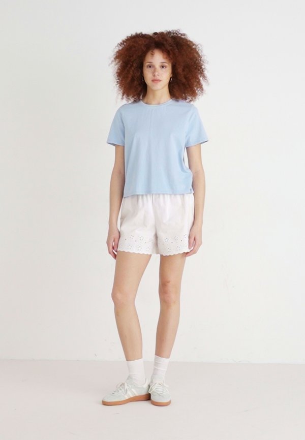 EVERYDAY TEE - Basic T-shirt - ice water2