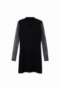 Robe noire en maille avec manches longues en mesh gris transparent. Dotée d'un col volanté et d'une découpe en forme de cœur au niveau de la poitrine.