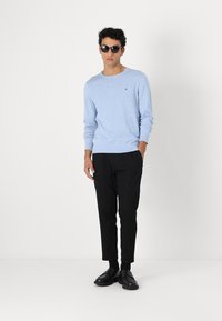 Thumbnail Image 2