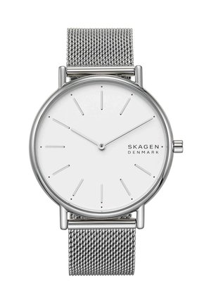 Reloj de pulsera Skagen Denmark plateado con esfera blanca minimalista, marcadores de hora delgados y correa de malla plateada que muestra la hora 10:10:09.