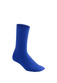 Șosetă cu manșetă albastră, cu dungi, realizată dintr-un material tricotat, prezentată vertical, cu vârful neted și călcâiul întărit.