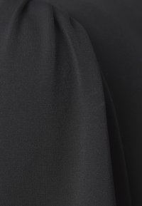 Selected Femme SLFRANA V NECK - Basic póló - black