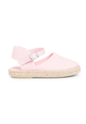 Sandale espadrille en toile rose avec bride de cheville, semelle en jute texturée et bout rond. Dotée d'une fermeture à boucle et d'un dessus en tissu doux.