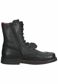 Stivaletti alla caviglia in pelle nera con finitura testurizzata, dotati di un design con lacci frontali, cerniera laterale, cuciture rosse e un sottile dettaglio di branding.