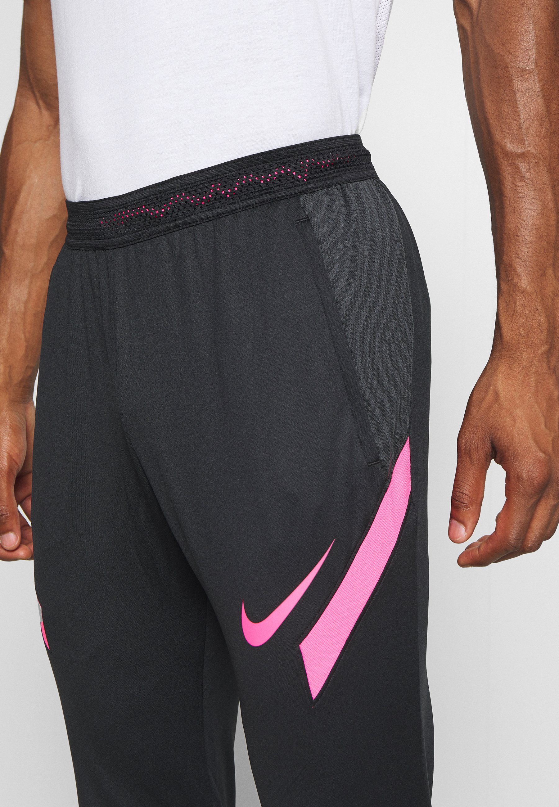 nike hyper dry training pants