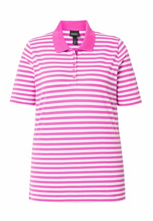 Pink-weiß gestreiftes Poloshirt mit kurzen Ärmeln, solider pinker Kragen und vier pinken Knöpfen auf der Knopfleiste.