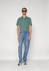 GAP LOGO - Pólóing - forest green
