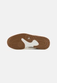 Jordan JORDAN STADIUM 90 UNISEX - Trainers - hemp/light british tan/sail/oatmeal/metallic gold grain
