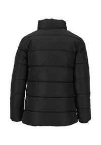 Sort, polstret vinterjakke med vandret quiltning, lange ærmer og høj krave, vist fra ryggen på en ensfarvet hvid baggrund.