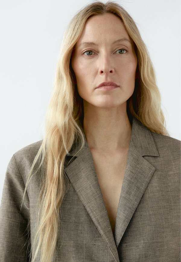 LIGHTWEIGHT CHECK  - Blazer - sand2