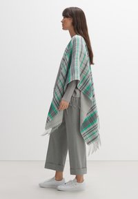 OPUS ALERA - Mantella - hazy fog melange