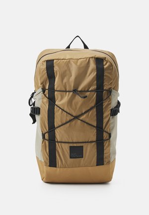 Jack Wolfskin WANDERTHIRST - Tourenrucksack - dunelands