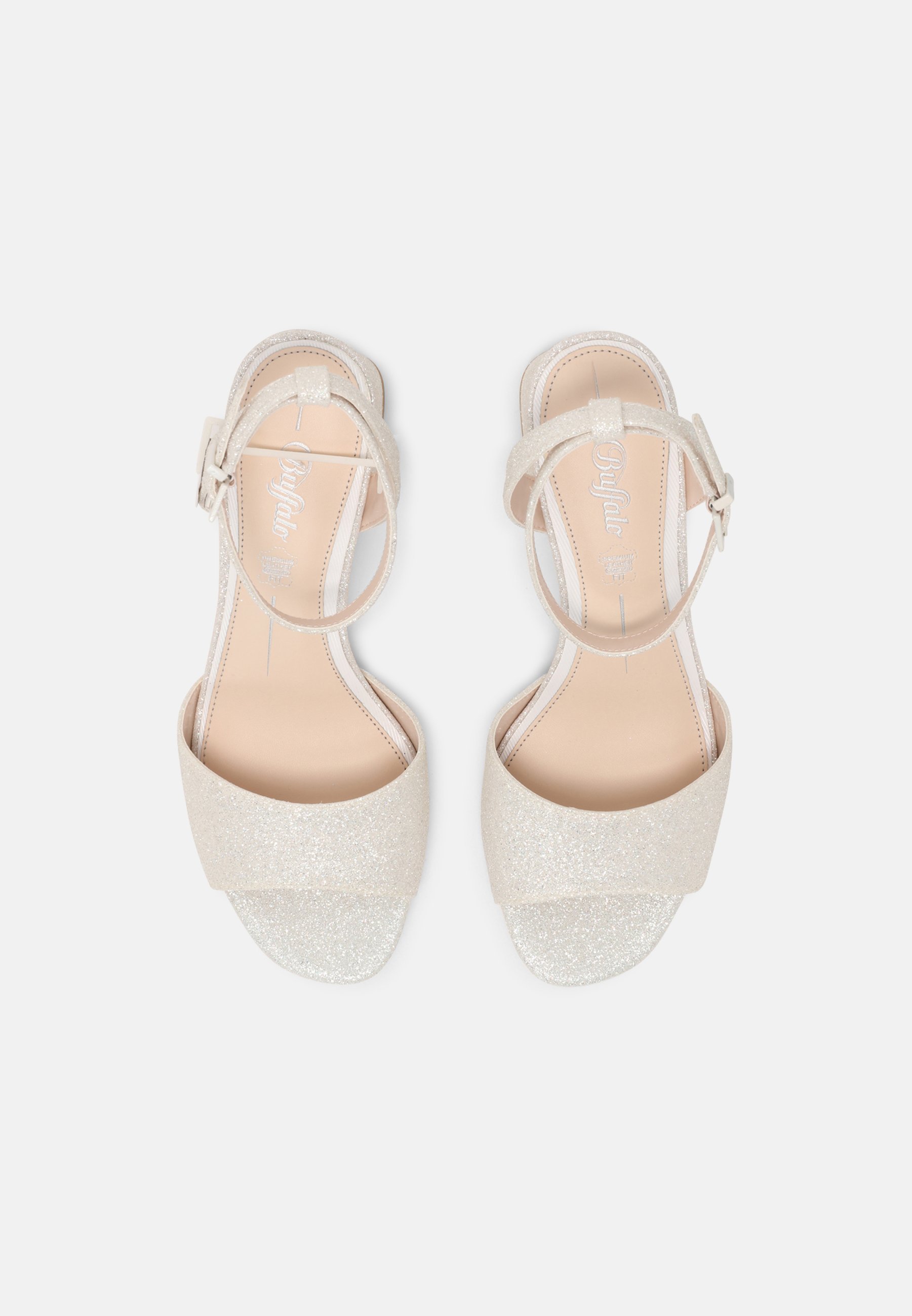 Tacon destalonado de Zapatos para Mujer en color negro | FASHIOLA.es