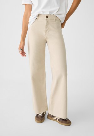 Stradivarius, Jean flare - beige
