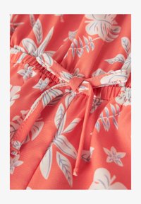 Unausgewählt, fusion coral