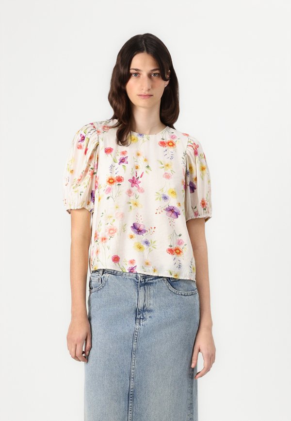 VIALINIA O NECK - Blouse