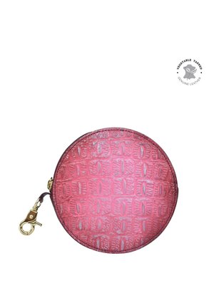 Rundes, pinkes Leder-Münzmäppchen mit strukturiertem Muster, goldfarbener Hardware, Reißverschluss und einer Schlüsselanhänger-Schlaufe zur Befestigung.