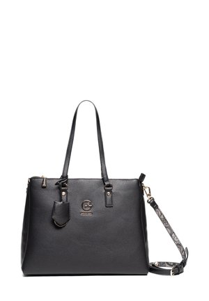 Borsa tote in pelle nera con due manici, hardware dorato, chiusura con zip e tracolla staccabile con motivo. Dettaglio logo evidente sul davanti.